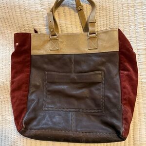 Via Repubblica Large Tote Bag